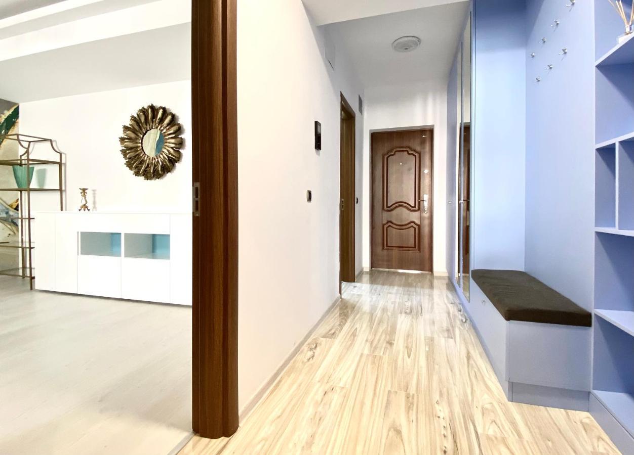 Coquette Apartment Брашов Экстерьер фото