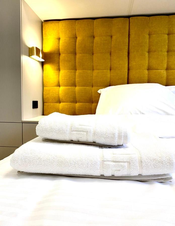 Coquette Apartment Брашов Экстерьер фото