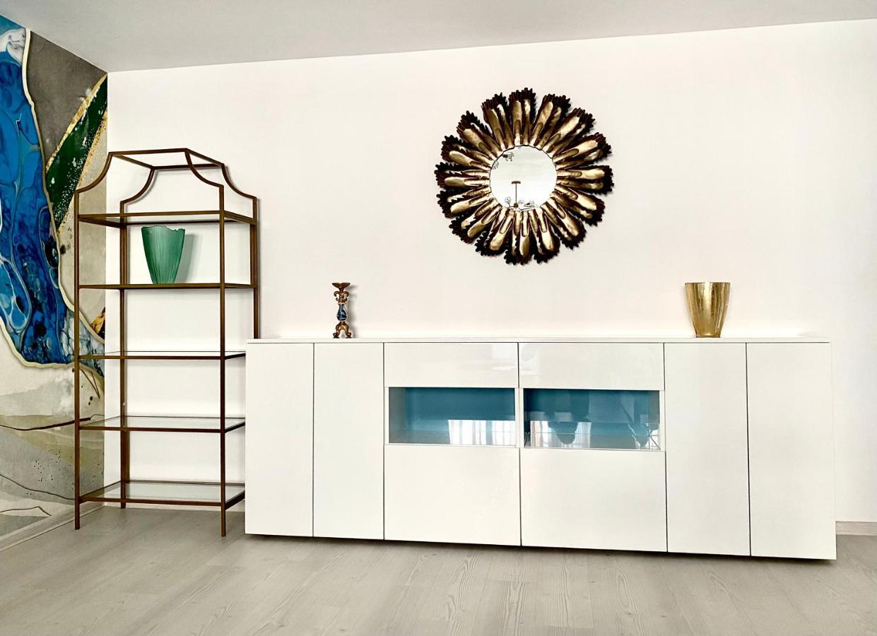 Coquette Apartment Брашов Экстерьер фото